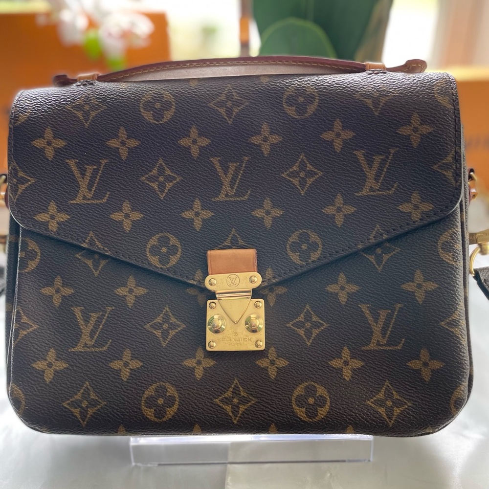 Louis Vuitton Pochette Métis - Picture 15 of 16